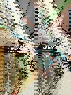 Bán Nguyễn Duy p12 Q8 .Tphcm