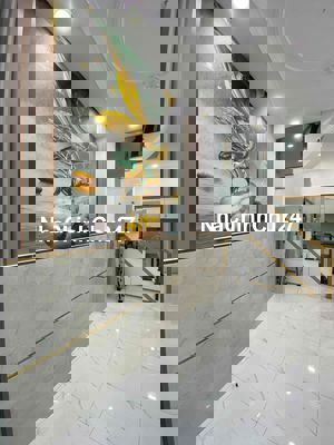 Chủ về hưu bán nhà 2 lầu Bình Tân 2T2 shr còn TL