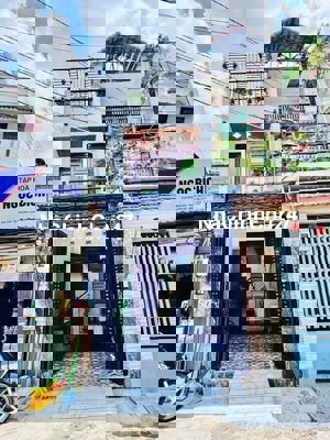 Chính chủ Bán Nhà Mới Mặt Tiền Đuờng Truơng Đăng Quế Phạm Văn Đồng