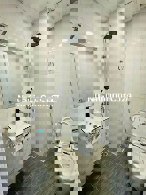 Chính chủ bán căn 2 ngủ 57m2 HH3 Linh Đàm giá 2 tỷ 350 triệu