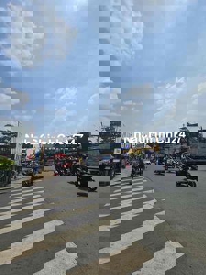 bá nhà hẽm 488 tây thạnh tân phú