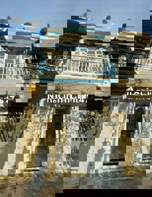 Nhà gần chợ Mỹ Hạnh Nam giáp Hóc Môn Giá 350tr,bao sang tên