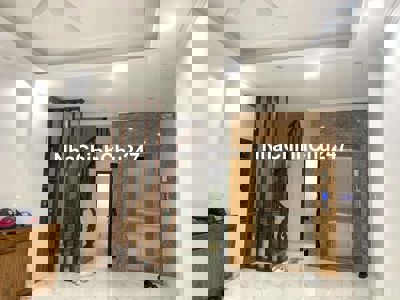 TRƯỜNG CHINH 32M, 5 TẦNG THANG MÁY VỊ TRÍ ĐẸP Ở NGAY FULL NỘI THẤT