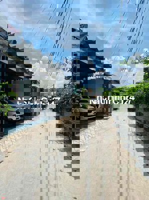 Nhà lầu 144m2 phường Tân Phong giá rẻ