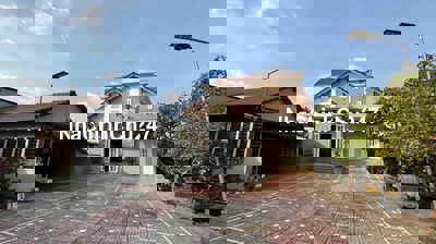 Biệt thự gia đình tôi cần bán tại Bình Dương