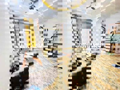 CHÍNH CHỦ BÁN NHÀ TÔN ĐỨC THẮNG - 32m2x 5TẦNG - MT KHỦNG 6.2