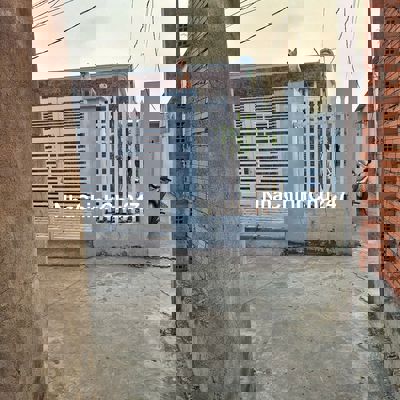 Nhà ở + nhà trọ phía sau