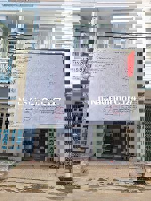 Bán Nhà (1 Trệt 1 Lầu). 4m x 12m. SHR, 2PN, Gần Chợ Mỹ Hạnh Nam