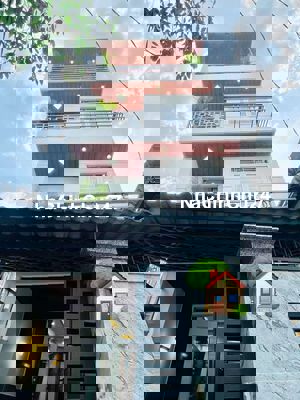 Chính chủ bán gấp nhà 49m² Đường Phạm Văn Hai P5 Tân Bình.Hẻm thông 5m