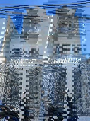 chính chủ cần bán nhà 3 tầng kiệt nguyễn huy tưởng