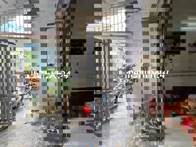 BÁN NHÀ GÁC LỬNG – 3 PHÒNG NGỦ – KIỆT TRƯỜNG CHINH, HÒA PHÁT