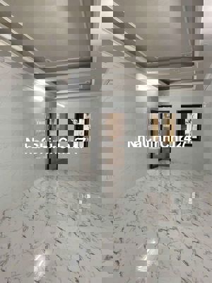 Chính chủ - nhà tt tầng 1- kinh doanh- ô tô- ngõ thông