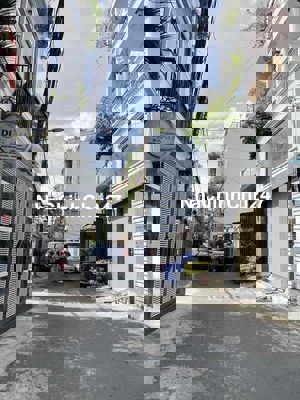 KHU VIP GV- 55M2- HƠN 3T CHÍNH CHỦ XÂY DỰNG