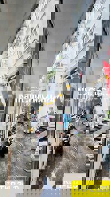 CHÍNH CHỦ CẦN BÁN NHÀ TRUNG TÂM Q.1