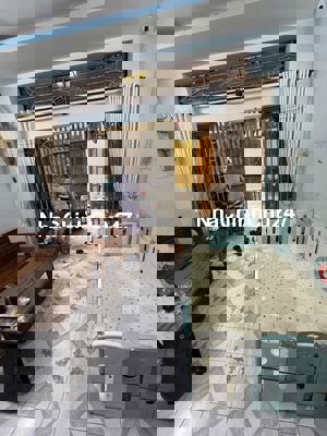 Nhà Trường Chinh. Khu VIP Bàu Cát. 4PN, 1PN trệt. Sân để xe.Chỉ 5,x tỷ