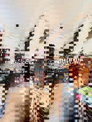 Bán gấp nhà Trường chinh - 5.4X18.5 - 2 Tầng btct - ngay nhà ga T3