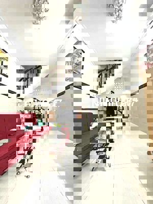 RẺ CHỈ 3 TỶ - NHÀ ĐÚC BTCT NGON MỚI ĐẸP - 40M² - TRƯỜNG CHINH TÂN BÌNH