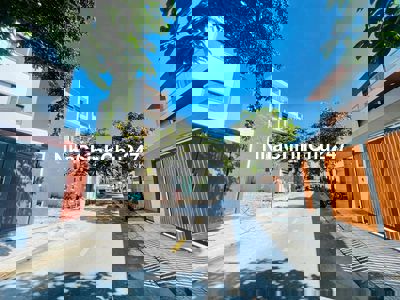 Đất Trường Thọ HXH 8m có lề 80m2 ngang 4.9m gần Ga Metro XD tự do