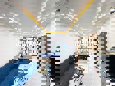 CCMN FULLL ĐỒ MẶT PHỐ Ô TÔ ĐỖ CỬA  THÁNG 7 VÀO Ở LH CHÍNH CHỦ