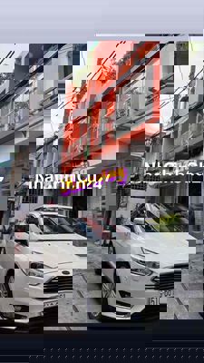 NGỘP BANK CHỦ RA GẤP BIỆT THỰ MINI