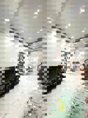 CHÍNH CHỦ BÁN NHÀ 101m2 HẺM XE HƠI THÔNG