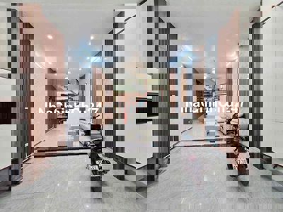 Chính chủ bán nhà Hoàng Văn Thái ô tô đỗ cửa ngày đêm, nhà mới 50m2*4T