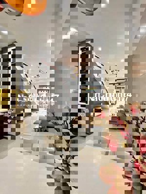 1ty650 - Chính Chủ Cần Bán Nhà Ngay Nguyễn Văn Quá