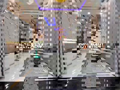 Nhà 1 trệt 2 lầu ngã tư Ga gần uỷ ban phường Thạnh Lộc