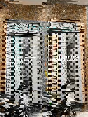 BÁN GẤP SIÊU PHẨM Ỷ LA HÀ ĐÔNG,5 TẦNG MỚI COONG Ở NGAY GIÁ HƠN 4 TỶ