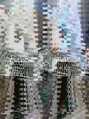 Nhà 1/ Nguyễn Phúc Chu , P.15 Tân Bình 5x15 trệt 2 lầu st