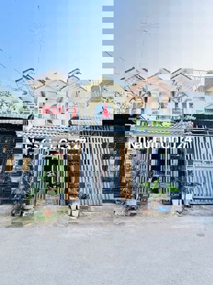 Bán nhà trệt lầu đường nhựa kinh doanh tốt gần ngã tư Chiêu Liêu,Dĩ An