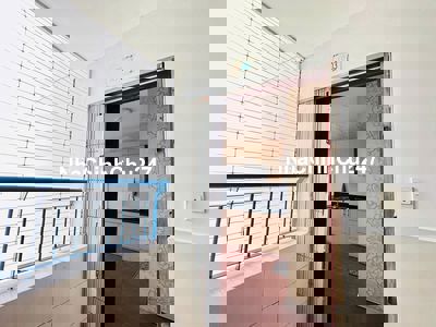 Chính chủ bán căn hộ hai phòng ngủ 63 m2 chung cư Quang Thái- Tân Phú