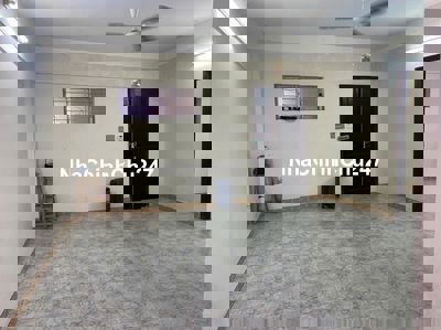 Bán nhà CC Nơ Pháp Vân, Hà Nội 73m2; 3N, 2VS