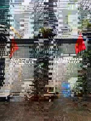 Nhà lầu gần ubnd phường Tân Đông Hiệp