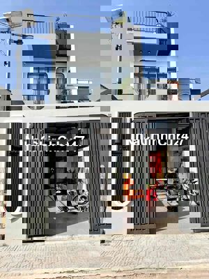 Nhà CHÍNH CHỦ, 100.8m2, 3 phòng ngủ, Nguyễn Văn Thành Thủ Dầu Một