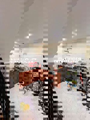 🏘 Chính Chủ cần Bán Nhà Trần Xuân Lê, Sát Đường chính.