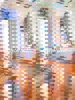 Nhà chính chủ bán rẻ trả bank, đường 10m5