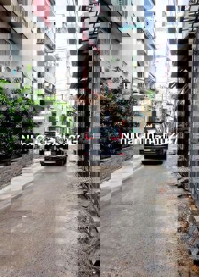 Gần chợ Bà Chiểu, nhà hẻm xe hơi, DT 68m, Phường 24, Bình Thạnh