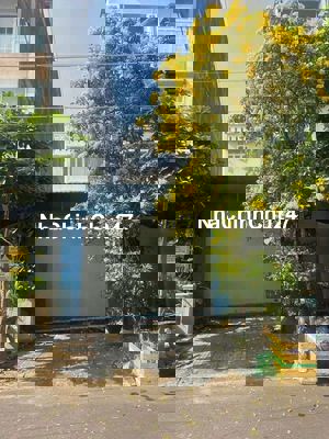 Bán rẻ nhà gs9 đông hòa dĩ an khu Bigc Go