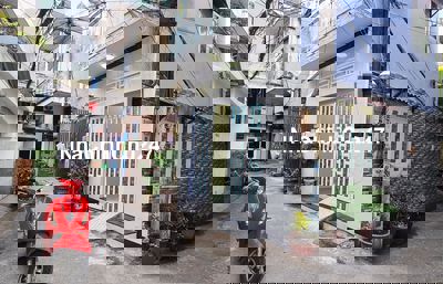 Chính chủ cần bán Nơ Trang Long Dt 43m2 vô ở ngay - HXH. Chỉ 6,2 tỷ tl