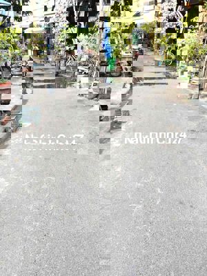 nhà mặt tiền 60m 2 phòng