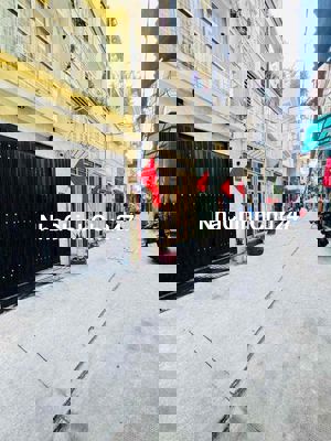 Chính chủ bán nhà hẻm 5m Nguyễn Đình Chiểu Quận 3. Hai lầu sân thượng