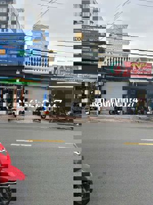 NHÀ MT VITRI ĐẸP KD SẦM UẤT DÂN CƯ ĐÔNG ĐÚC. GẦN CHỢ. NGÂY TRƯỜNG HỌC