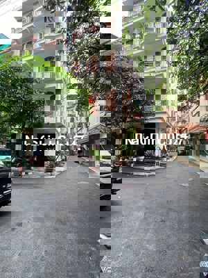 6 Tầng thang máy, ngõ siêu nông, đẹp nhất khu vực