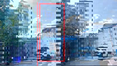 CHỦ CẦN TIỀN RA NHANH CĂN NHÀ HOÀN CÔNG ĐẦY ĐỦ ,NHÀ THUẬN GIAO