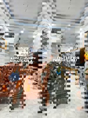 BÁN NHÀ HẺM XE TẢI THÔNG PHẠM VĂN ĐỒNG- LINH ĐÔNG TĐ- 52M2,4 TẦNG- 4PN