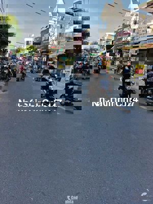 Nhà bán DT 56m2 đúc 3 tầng mặt tiền đường Đông Hưng Thuận 23, Q.12