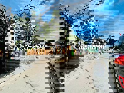 Căn góc 4 tầng 63m2 khu dân trí ngay Phạm Văn Đồng Linh Đông view sông