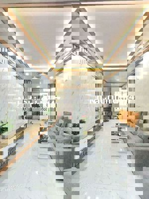 Chính chủ bán nhà 33m 6.09tỷ 5 tầng 20m ra ô tô tránh, sổ đỏ chính chủ