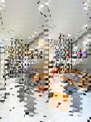 Chính chủ bán, 4.5m x 15.5m, 3 tầng, đường 5m, giá 4.4 tỷ